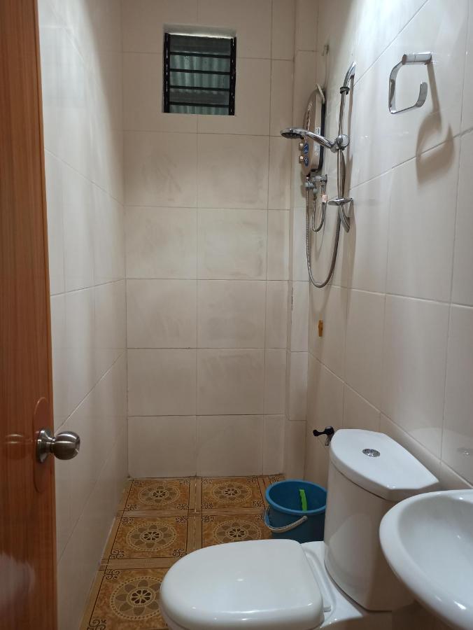 Junie Pension House Моалбоал Екстериор снимка