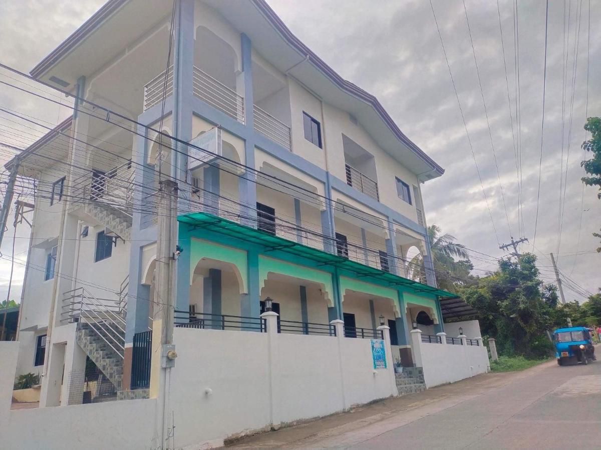 Junie Pension House Моалбоал Екстериор снимка